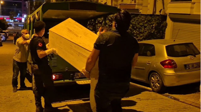 İstanbulda azərbaycanlı qadın evində ölü tapıldı 