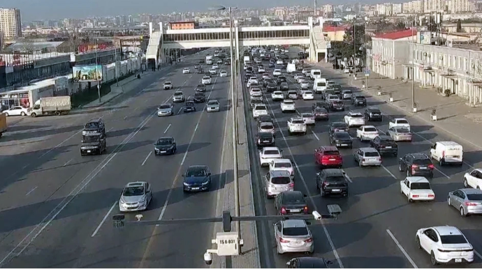 Paytaxtın 26 küçəsində sıxlıq var - SİYAHI 