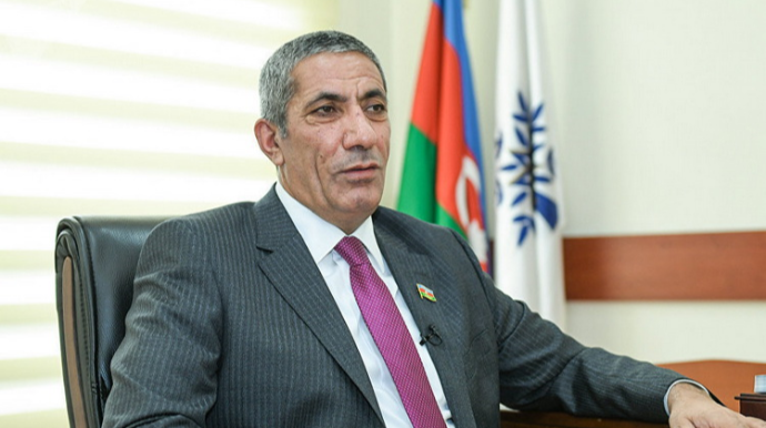 “Biz tramvaydan danışırıq, Yaponiyada, Çində uçan taksilərdən istifadə edirlər” – Siyavuş Novruzov 