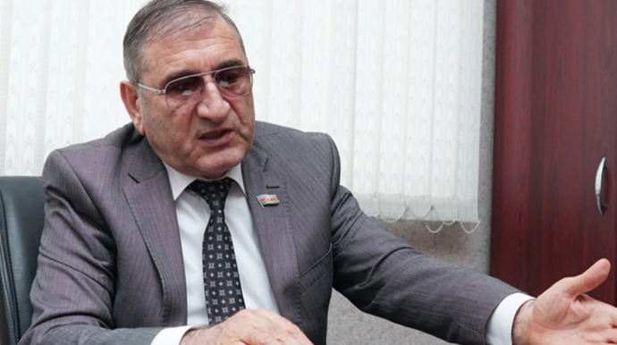 Komitə sədri: “Təhsil sektorunun müdirinin maşını yoxdur ki, məktəbə getsin” 