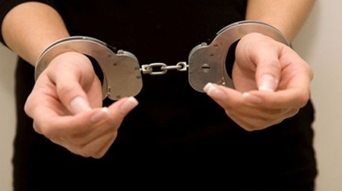 Bakıda bank kartlarından pul oğurlayan qadın yaxalandı 