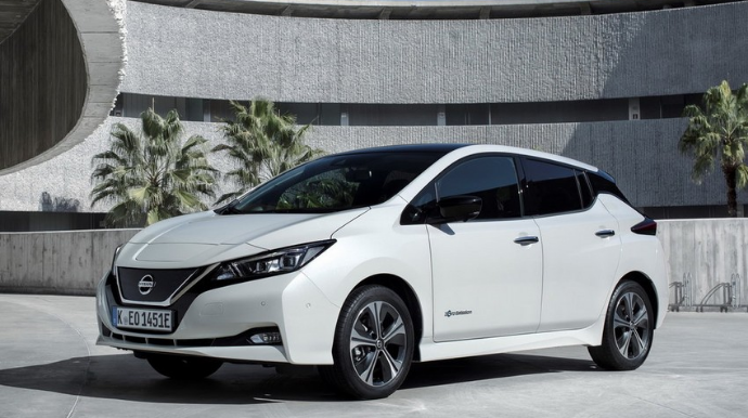 “Nissan” tamamilə elektromobil istehsalına nə vaxt keçəcəyini açıqladı