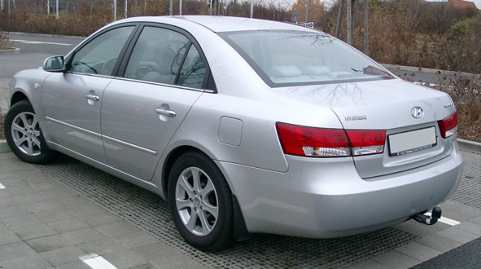 Ucuz maşın almaq istəyənlərin nəzərinə! "Nissan" 3, "Hyundai" 6 min MANAT 