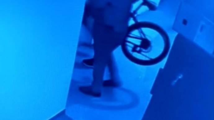 Planşet və velosiped oğurları saxlanıldı