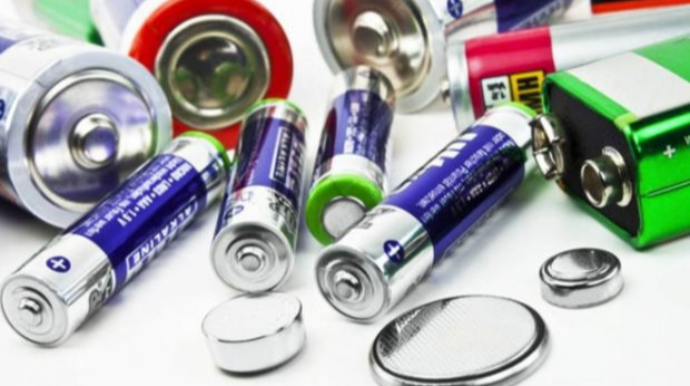 50 ədəd batareya udan qadını əməliyyata edildi