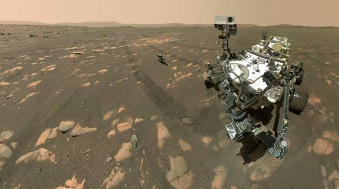 Марсоход NASA  собрал первый образец планетарного грунта