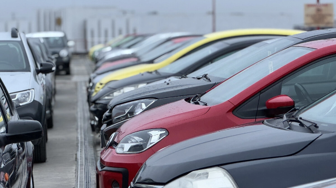 Fransız avtomobil istehsalçısı qeyri-adi rekord vurmaq qərarına gəldi...