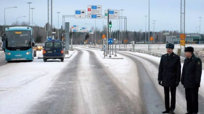 Finlandiya Rusiyadan yük qatarlarının qəbulunu dayandırır