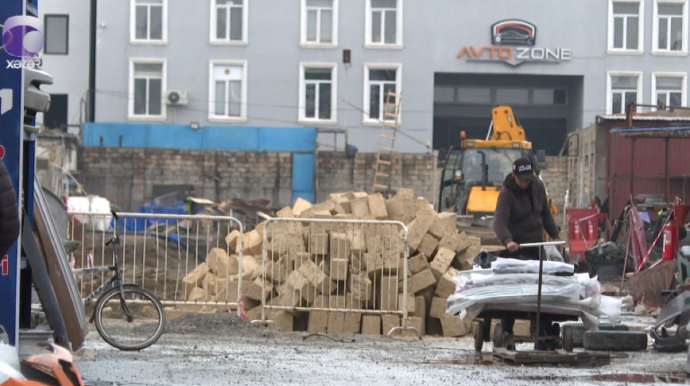 "Təkər aləmi" kimi tanınan bazar SÖKÜLÜR - VİDEO