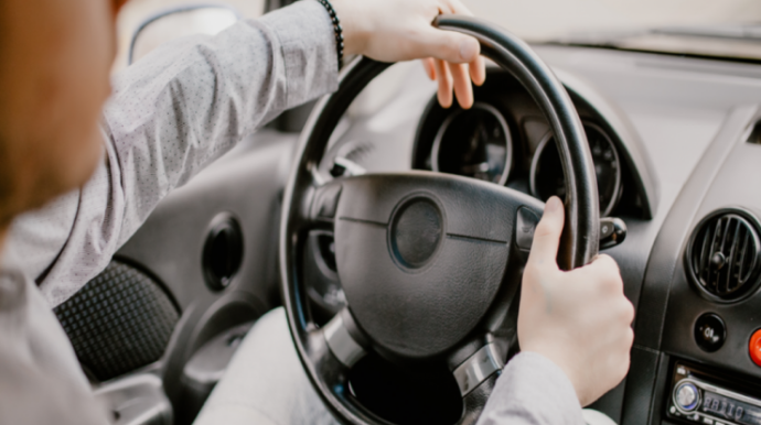 Bakıda oğul atasının maşınını qaçırdı