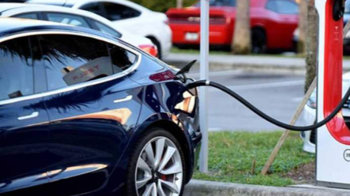 Azərbaycanda elektrik və hibrid mühərrikli avtomobillərin sayı açıqlanıb 