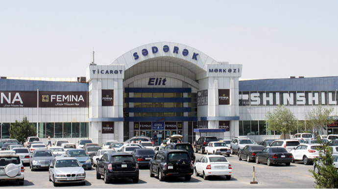 Söküntü səs-küyə səbəb oldu: "Sədərək" Ticarət Mərkəzində QALMAQAL  - VİDEO  - YENİLƏNİB