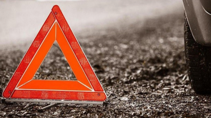 Sumqayıtda avtobus qəzaya düşdü - Xəsarət alanlar var   - YENİLƏNİB