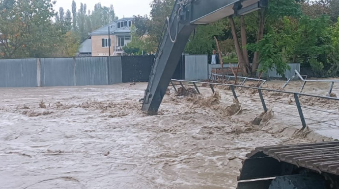 Balakəndə çay daşdı, kəndə ziyan dəydi - FOTO