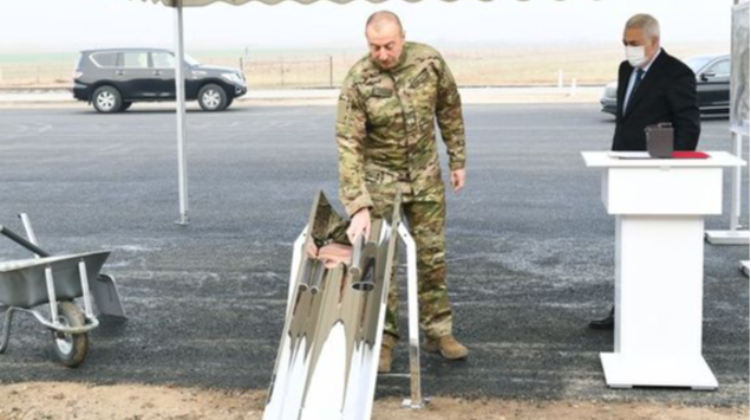 Prezident Horadiz-Zəngilan-Ağbənd dəmir yolunun strateji əhəmiyyətini açıqladı