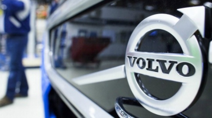 Volvo Cars  приостанавливает производство в Швеции из-за нехватки полупроводников