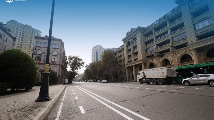 İnşaatçılar prospektində mikromobillik zolağı təşkil edilir - FOTO