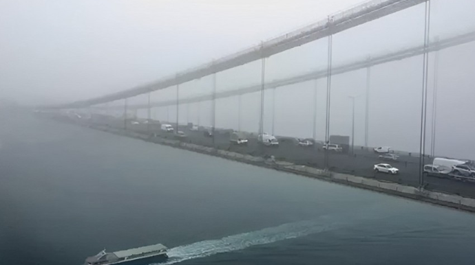 İstanbul boğazında gəmilərin hərəkəti dayandırılıb 