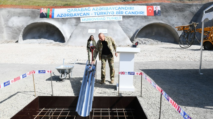 Azərbaycan Prezidenti Murovdağ tunelinin təməlini qoyub