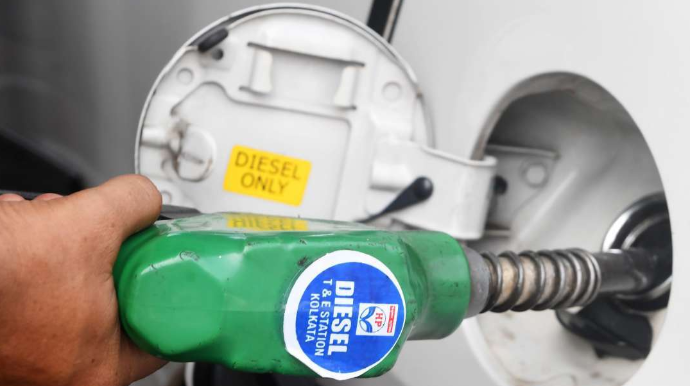 Bu ölkə dizellə işləyən yük avtomobillərinin satışına - QADAĞA QOYACAQ