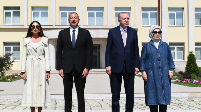 В честь президента Турции и его супруги дан обед