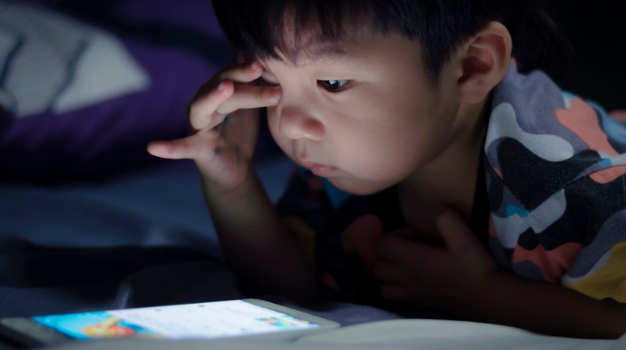 Pandemiya uşaqların yuxu rejiminə necə təsir edib?