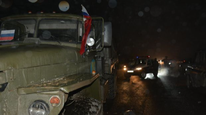 Грузовик российских миротворцев попал в ДТП в Карабахе: погибли два человека 