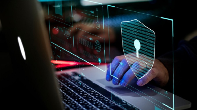 Azərbaycanda tanınmışların adından insanları görün necə aldadırlar - VİDEO 