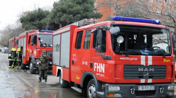 Bakıda şadlıq sarayında yanğın oldu 