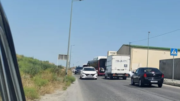 Hövsanda sərnişin avtobusu minik avtomobili ilə toqquşub - VİDEO 