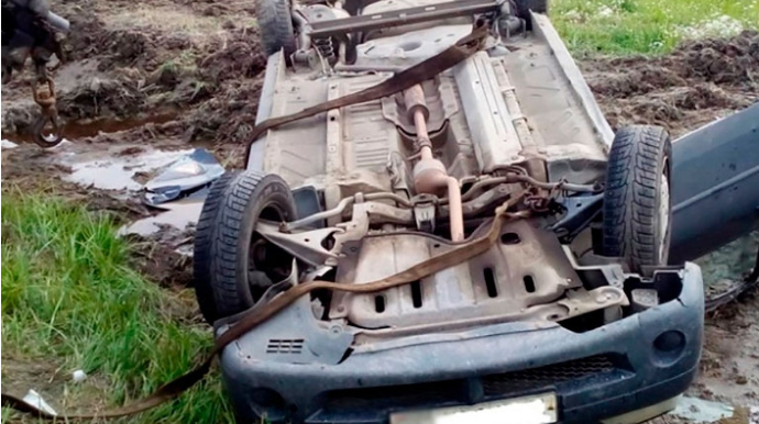 Qubada maşın aşdı  - Ölən və yaralananlar var