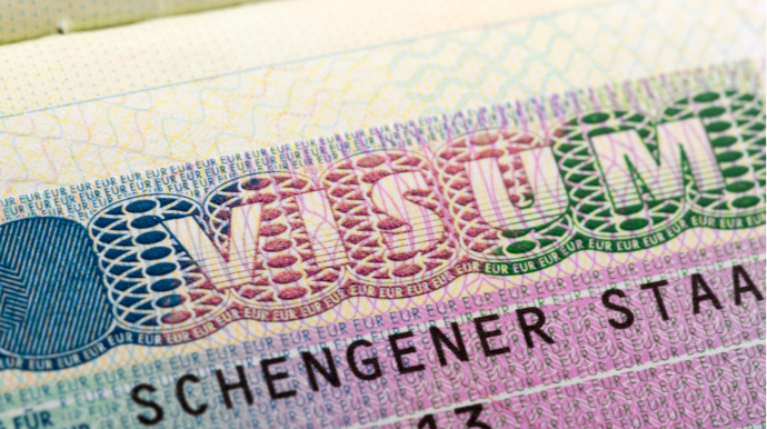 Almaniya vizası ilə bağlı dələduzluq: azərbaycanlılar ilk üçlükdə yer alırlar 