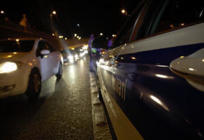 Xanım aparıcı sürət həddini aşdı: Maşını əlindən alındı - FOTO