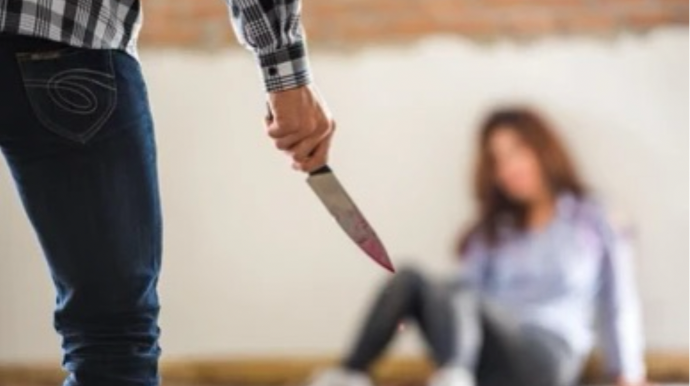 Gəncədə kişi arvadını başından bıçaqladı    - YENİLƏNİB