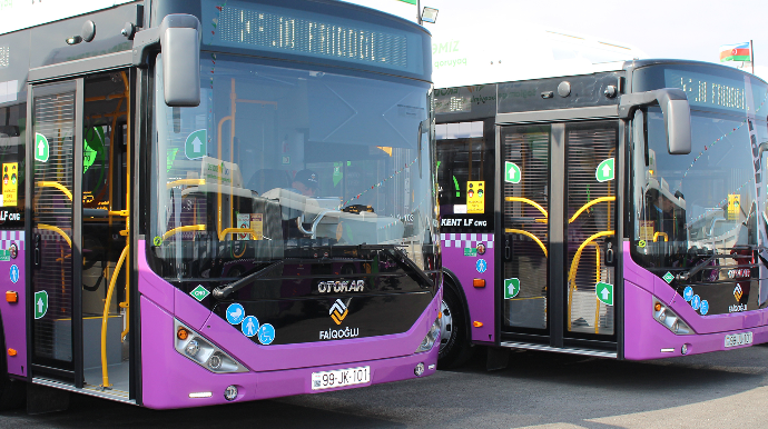 Bakıda sürücü avtobusdan külli miqdarda pul tapdı  - FOTO