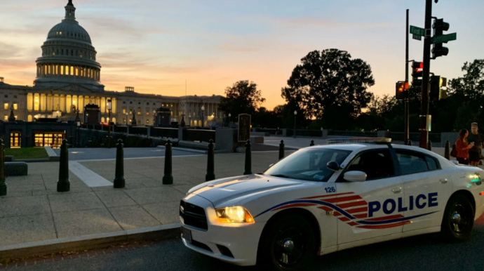 Ali Məhkəmə yaxınlığında şübhəli avtomobili partladılıb, saxlanılan var 