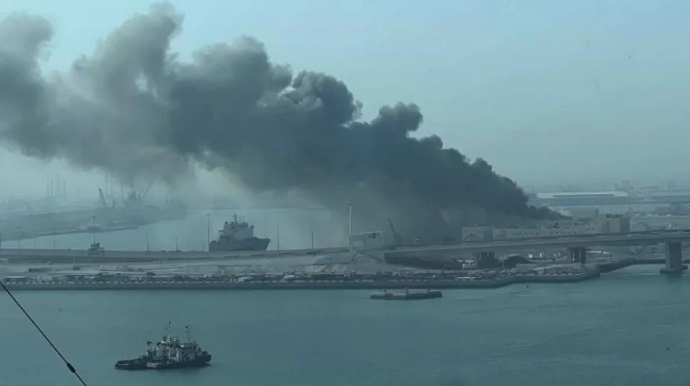 Военные США поразили иранский эсминец "Джамаран" 