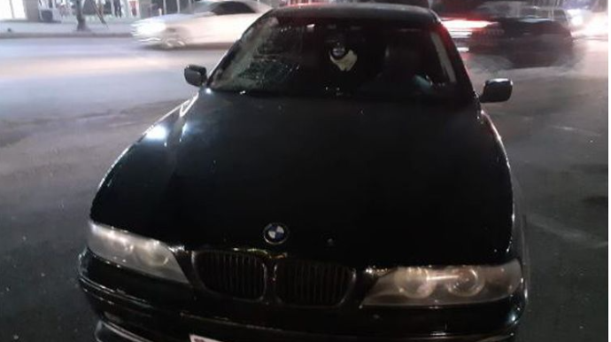 Gəncədə yolu keçmək istəyən piyadanı maşın vurub  - FOTO