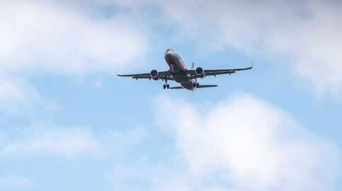 Иран продлил закрытие воздушного пространства