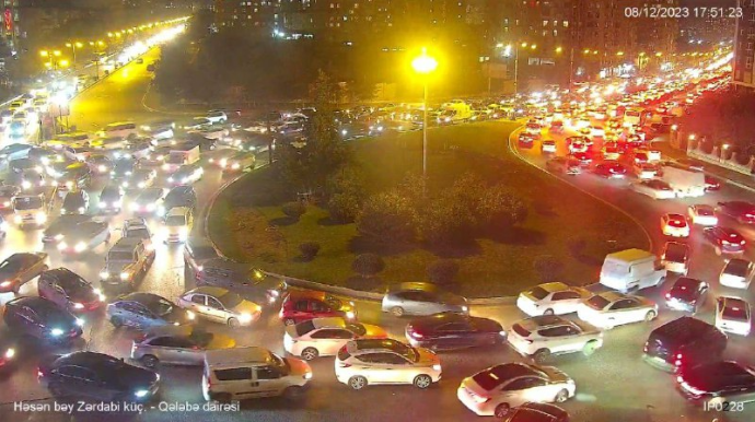 Bakıda bu yollarda tıxac var - SİYAHI   - FOTO