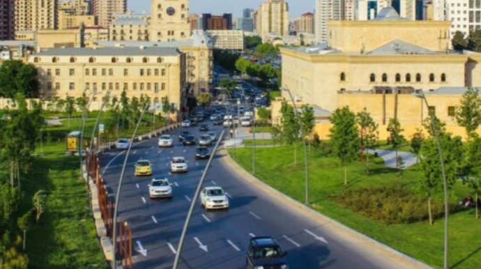 Ödənişli zona PROBLEMİ… “Tıxacı həll edəcək bütün alternativlər tükənib ki?” 