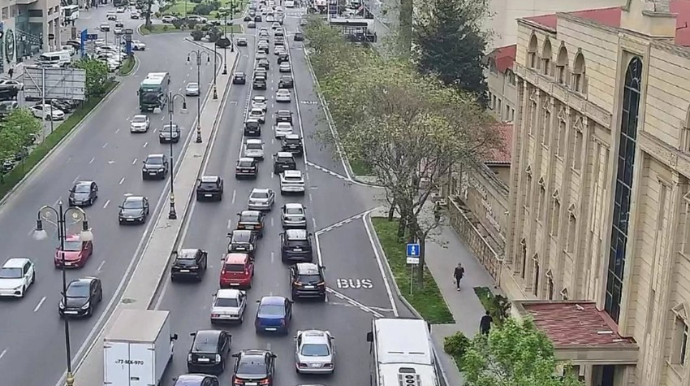Bakının bu yollarında tıxac var - SİYAHI 