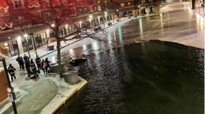 Sərxoş qadın sürücü Yeni il gecəsi kanala düşdü  - VİDEO