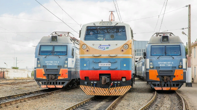 İyunda dəmiryolu ilə daşınan yüklərin dəyəri 200 mln. dollara çatıb