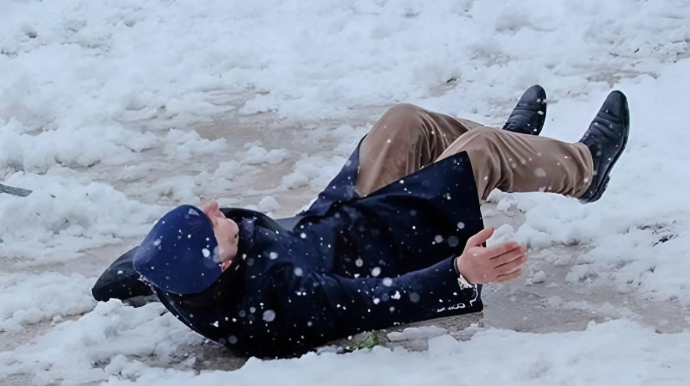 Qarlı havada xəsarət alanların sayı AÇIQLANDI 