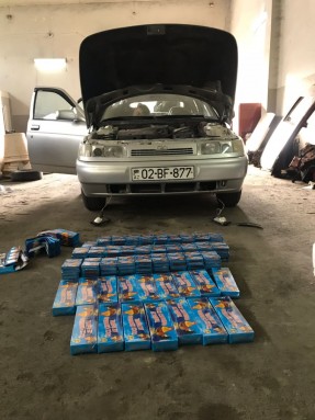 Avtomobildən pirotexniki vasitələr aşkar olundu - FOTO