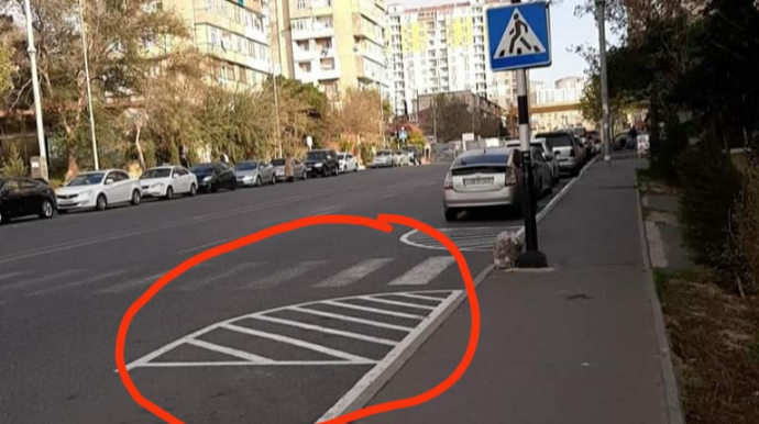 Ödənişli parkinqlərdə "zebralı yerlər" nə üçündür?   - FOTO