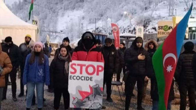 Акция на дороге Ханкенди - Лачын продолжается 31-й день  - ФОТО