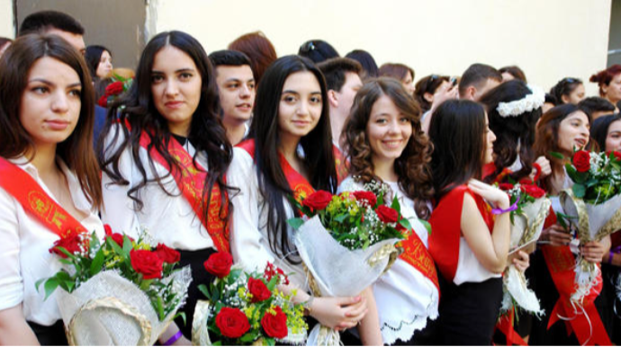 Bu il məzun olanların sayı açıqlandı 