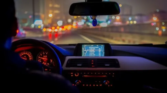 Gecə qəzalardan necə qaçmaq olar? - 10 MƏSLƏHƏT 